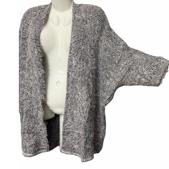 Faith & Zoe Woman's Furry Soft Open Front Dolman Sleeve Sweater Cardigan SZ 1X - Picture 8 of 11
